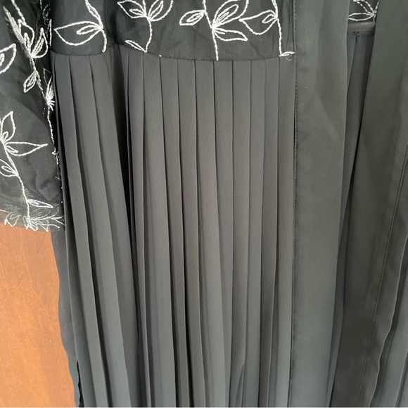 NWT Alfani Pleated Embroidered Side Split Long Sheer kimono - Picture 14 of 16